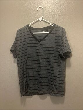 Dikotomy Mens Large V Neck Striped T Shirt Gray Black Short Sleeve Casual Tee